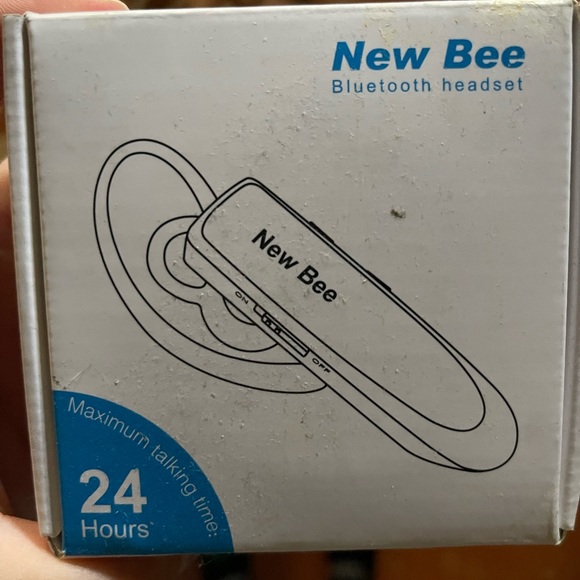 New Bee Ear Piece - Picture 1 of 3